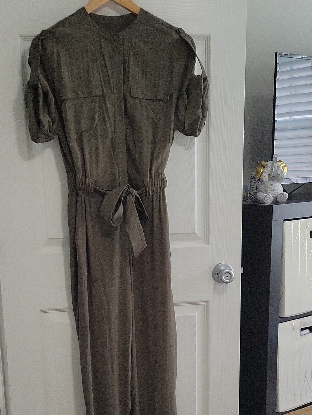 Calvin Klein Olive Green Utility Jumpsuit 6 Tie Waist Lightweight Flowy Like New